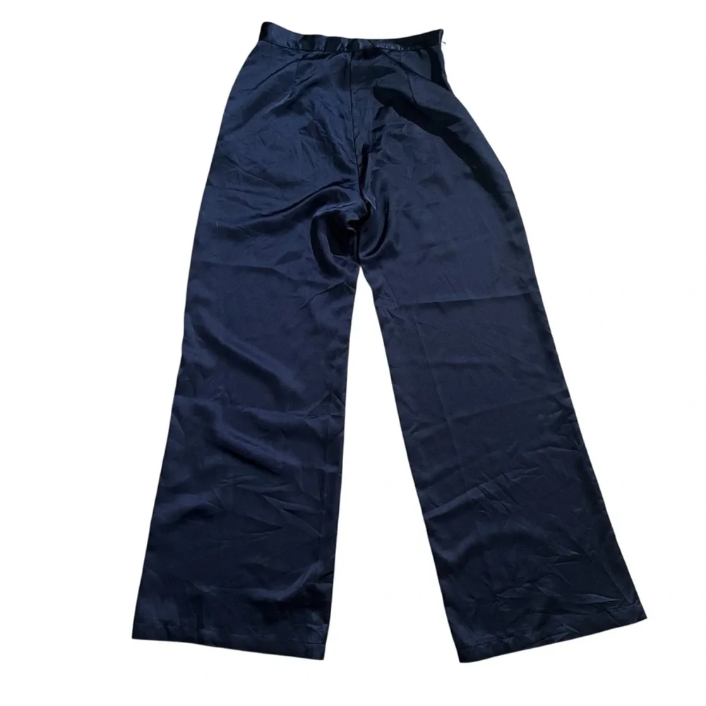 Fashion Nova - Satin Wide Leg High-Rise Pants in Navy Size Medium